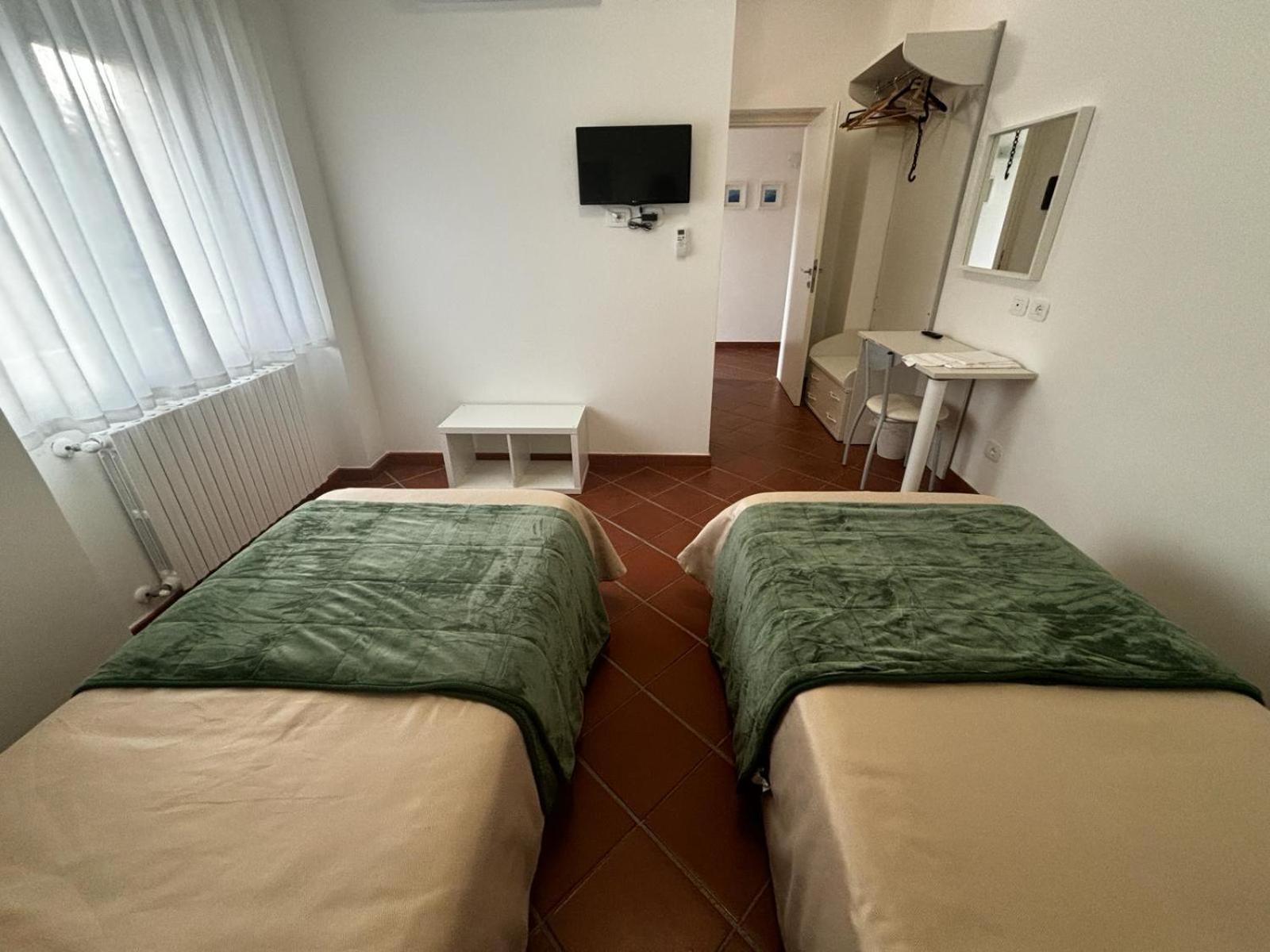 La Nuova Dimora B&B L'Aquila Exterior photo